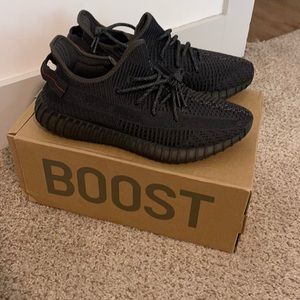 Yeezy Boost v2